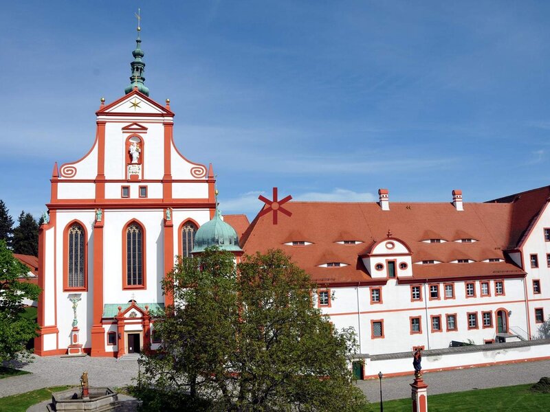 Panschwitz Kuckau Klášter sv. Mariensterna Pohled zvenčí